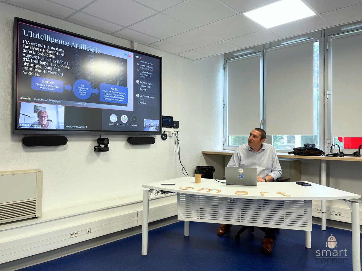 Maison_IA's tweet photo. 🤖Ce matin #masterclass par la MIA sur le thème "l'IA au service des pratiques éco-responsables", avec #SmartCorner @AlpesMaritimes pour accompagner les agents du Département dans leur apprentissage du numérique.
Avec #BenjaminMATHIEU, #ElodieChecconi, #MichelMERRA, #LauraCARRE https://t.co/PgfrH4E5vM