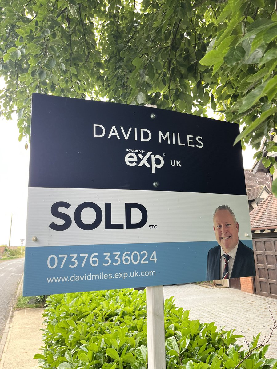 Always good to see one of these on my travels #DavidMiles <a href="/eXpUK/">eXp World UK</a>