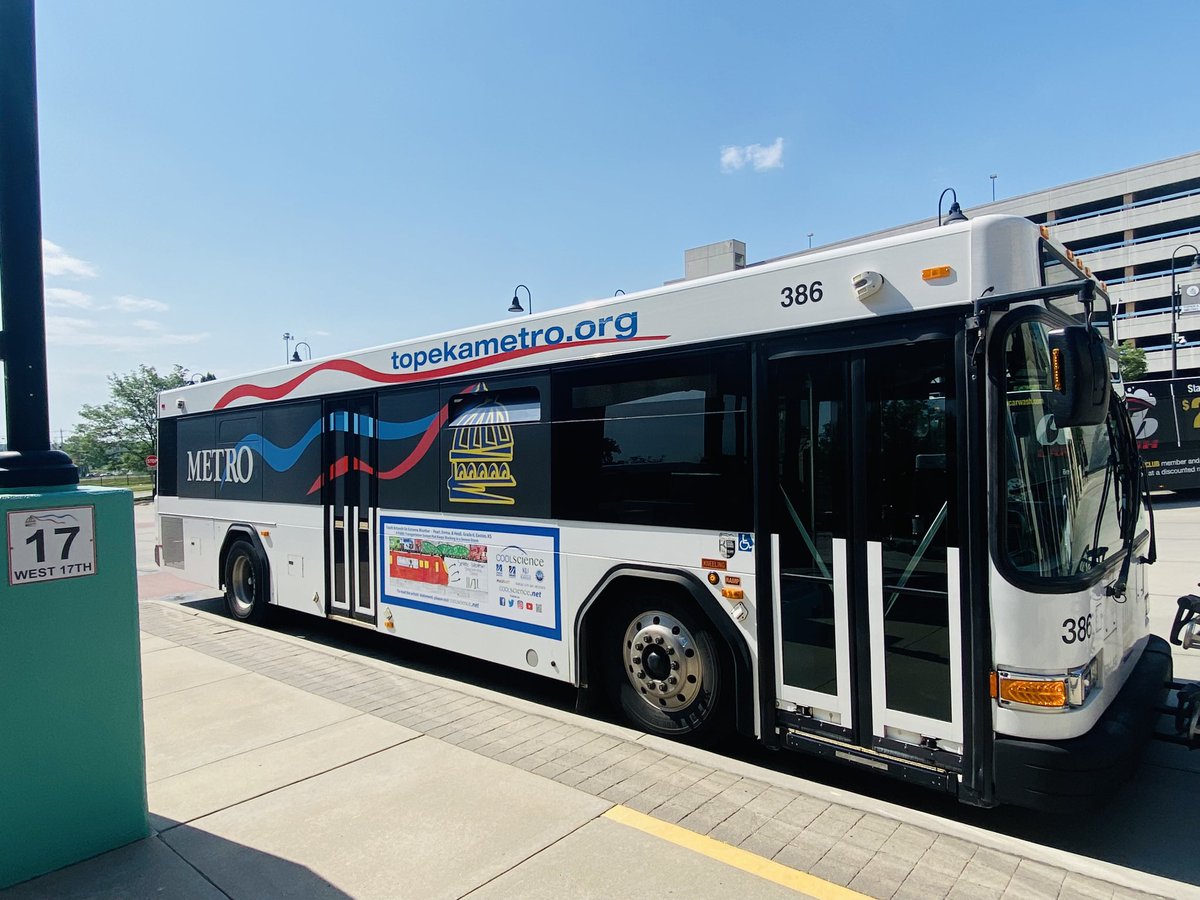 SandyGurss's tweet image. What a thrill to see PRMS #CoolScience art work on the #TopekaMetro Buses! Another VERY PRoud Rams’ Teacher moment! @USD449
