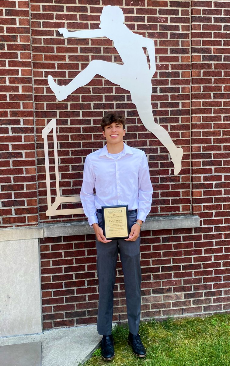 CGSportsNetwork's tweet photo. Congrats to CG’s Parker Doyle on being named '23 IN Mr. Sprinter/Hurdler. Parker was State Champ in the 300M hurdles &amp; a part of the 4 x 400 State Champion relay team. Parker concludes his HS athletic career with 3 football state titles &amp; 2 in track. Parker will run track at ISU. https://t.co/rISY5w31jh