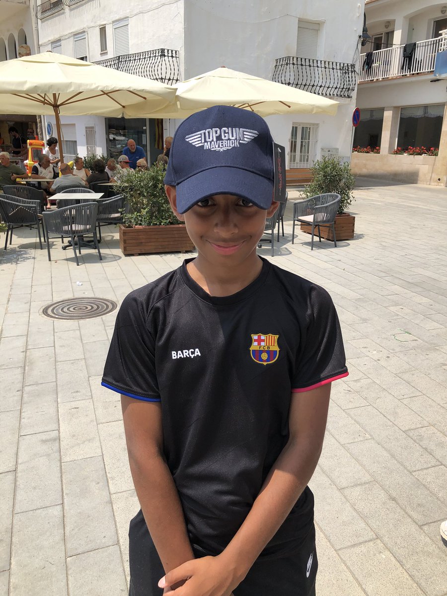 🏆Aviator Award🏆goes to🌟ESHAN🌟who tried very hard to get his bottle of water through security but unfortunately his charm didn’t work 🤣 #FulneckSport #SportsTour23