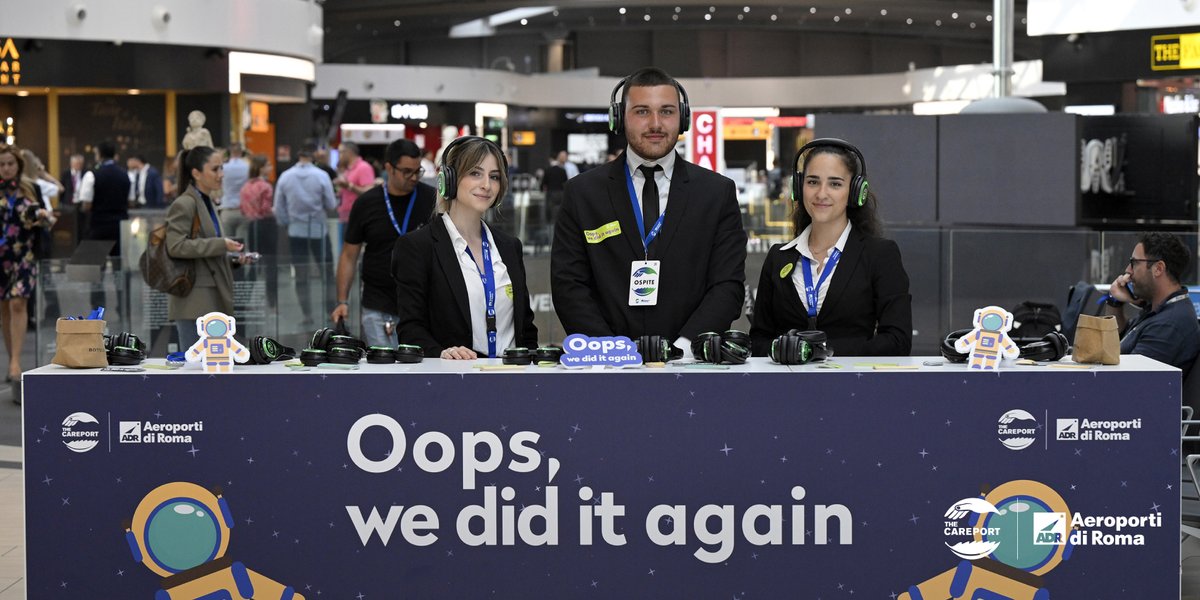 AeroportidiRoma's tweet photo. Ieri per celebrare il titolo di #BestAirport di @ACI_EUROPE, abbiamo organizzato una Silent Disco all'interno dell'aeroporto! Il nostro impegno e la nostra dedizione hanno dato i loro frutti e noi non potevamo far altro che festeggiare in grande stile. We did it again! ✈️ https://t.co/2JYJ6vPKee