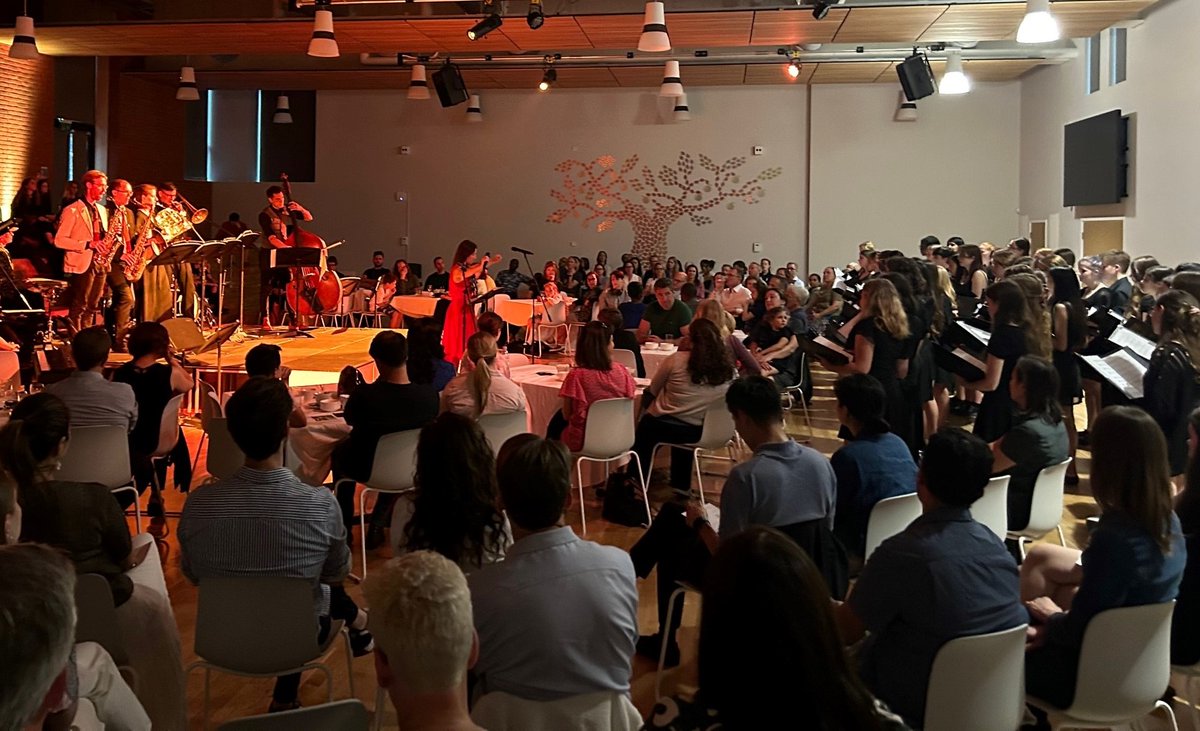 Tuesday's Blues and Roots Ensemble concert was a triumph! 

A fantastic evening celebrating the music of Charles Mingus with <a href="/BluesRootsBand/">Blues&RootsEnsemble</a> and <a href="/RutlishSchool/">Rutlish School</a> #CommunityWHS #MusicWHS #PerformWHS