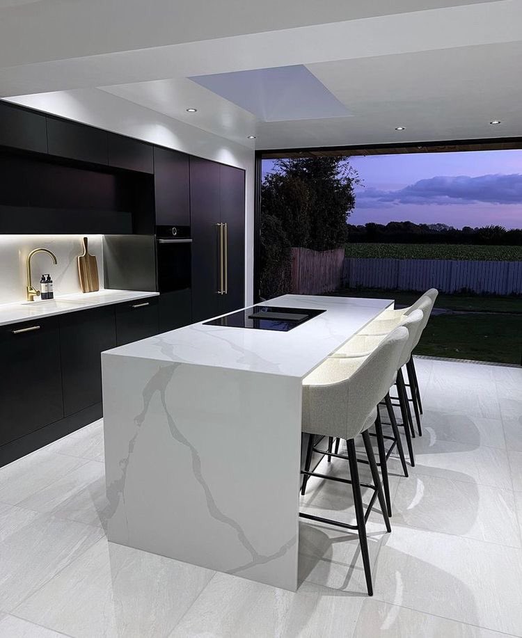 Modern kitchen.