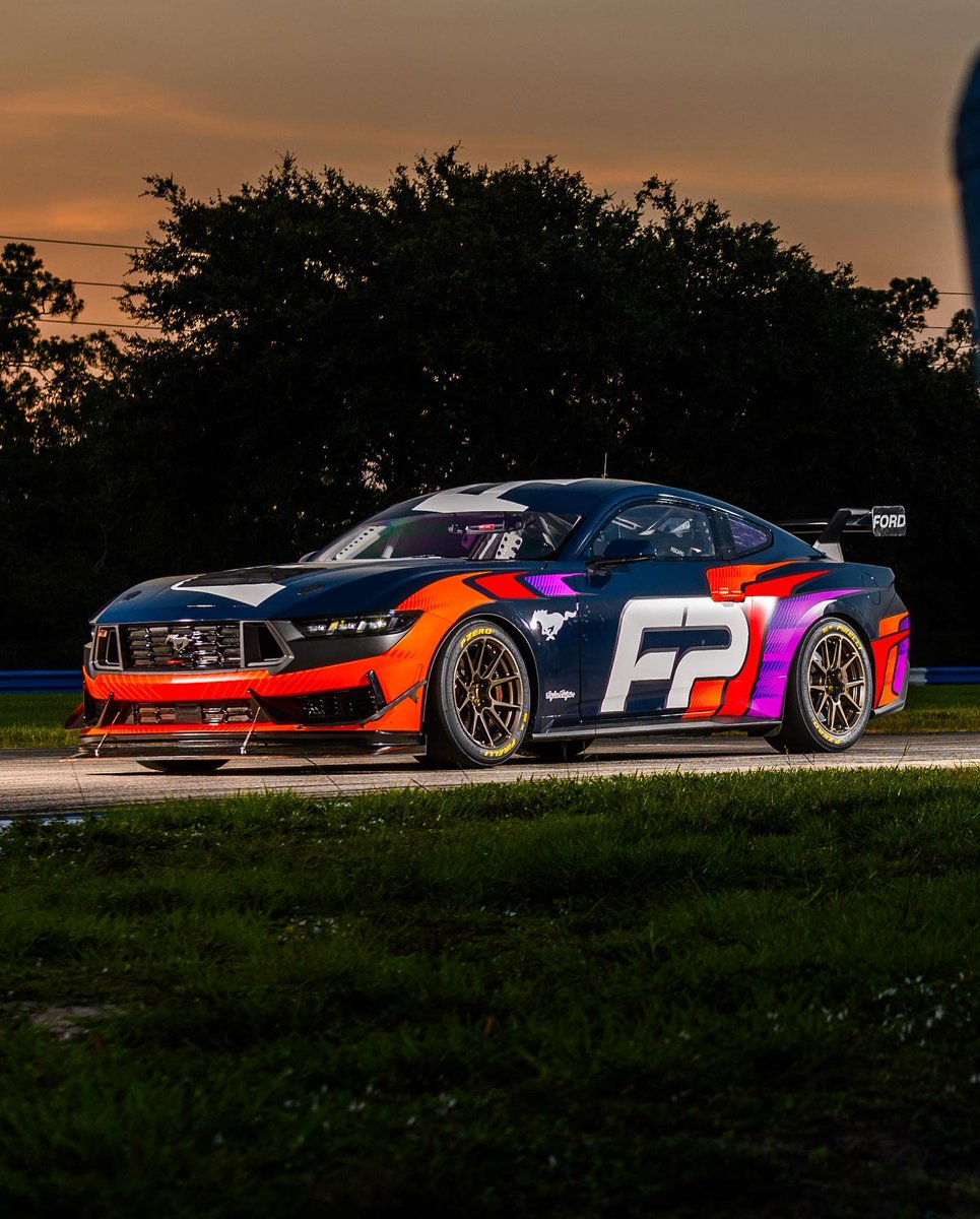recaroauto's tweet photo. The #new @Ford #MustangGT4 was unveiled yesterday at the legendary Spa-Francorchamps circuit.
Built for GT4 competition, outfit with @RECAROAutomotive #ProRacer racing seats to keep the driver nice and snug, this new car will be eligible to compete in series across the globe. https://t.co/haL433NTP6