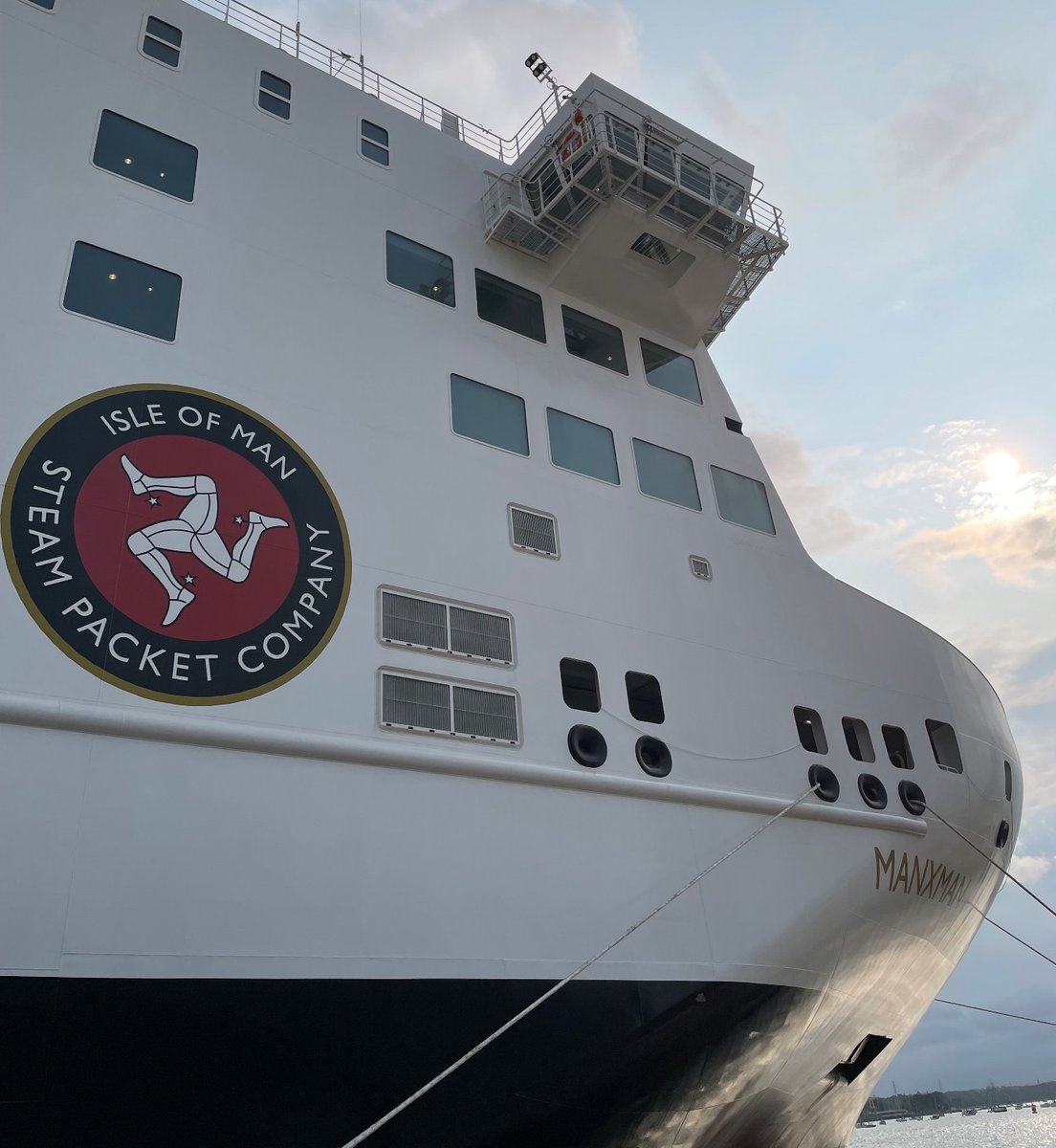 iomsteampacket's tweet photo. After covering over 12,000 nautical miles through eight different seas in three different oceans…we’re delighted to confirm that, subject to weather and other operational factors, Manxman is expected to arrive in Douglas Bay around 09:00 Sun 02nd July. 

https://t.co/nqvmB90xKJ https://t.co/b9ybHjTQ3q