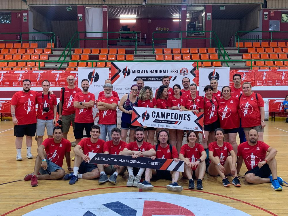 MHandballFest tweet picture