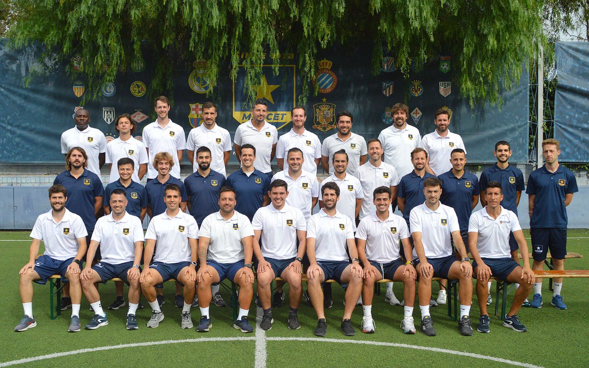 Sin olvidarme del gran cuerpo técnico que se ha creado este año 🔝🔝. <a href="/IsaacmarcosSBD/">Isaac Marcos</a> <a href="/AlvaroJuarez/">Alvaro</a> <a href="/FelipePippo11/">Felipe Ragel Mármol</a> kevin, José, Imanol, Mario, <a href="/joanvidal01/">Joan</a>, Jordi, Julián, Edu, Raúl, Davide, moha, Molina y analistas y preparados físicos!!!