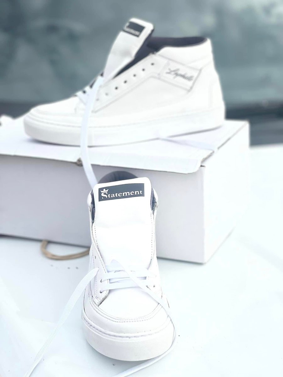 Motlatsi_RC's tweet photo. Hello #Lstweeter letβs make him a surprise he is the owner of STATEMENT shoes . O iketsetsa tsona LESOTHO mona.
Ena ke khoebo eo le ba muso ka BEDCO ba tlamehileng ho e tΕehetsa, Basotho le rona re tlameile ho tΕ‘ehetsa khoebo ena ea ngoanenoa oa bo rona.
Seeta sena ke M1200
+266 5932 9982
π±πΈπ±πΈπ±πΈπ±πΈπ±πΈ