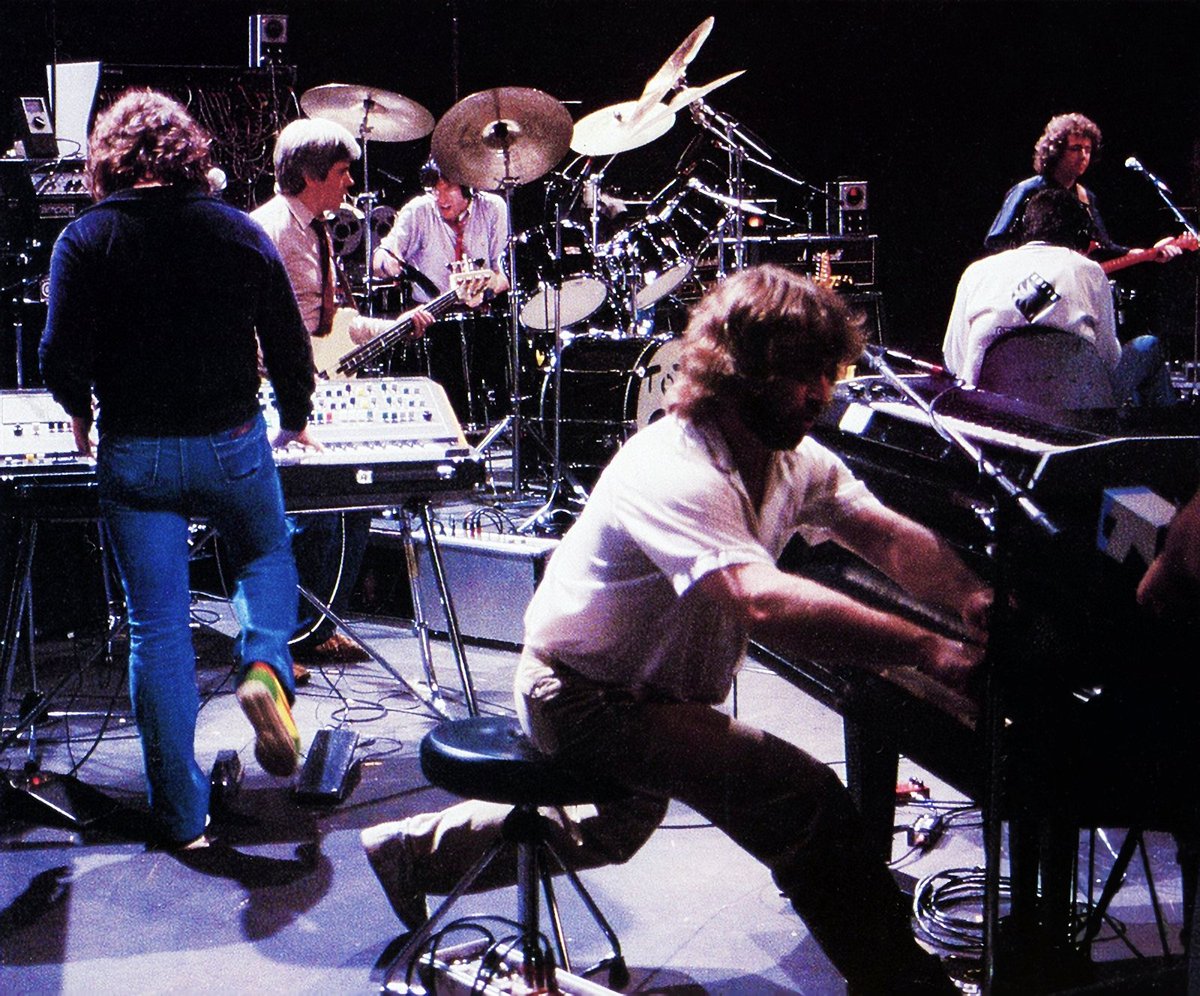 barneyhurley1's tweet photo. Toto during the filming of the promo video for their 1981 single, 'Goodbye Elenore' from their 'Turn Back' album https://t.co/pzJTmMj0rw