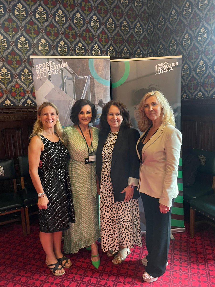 JulieExMP's tweet photo. It was great to meet  @ShirleyBallas at the launch of @sportrectweets #MovementDance report to talk about all the benefits of dancing to health, happiness and empowerment #PowerOfDance💃 https://t.co/HnZTKj2T4z