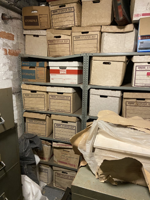 JBriggsRemovals's tweet photo. Not every move is straightforward. Our Removals Estimation Team undertake detailed surveys & take pictures of pressure points & potential challenges so the removals crew know what to take & expect. #removals #archivemove #museummove #librarymove #historicmove https://t.co/HsGjJqZnzm