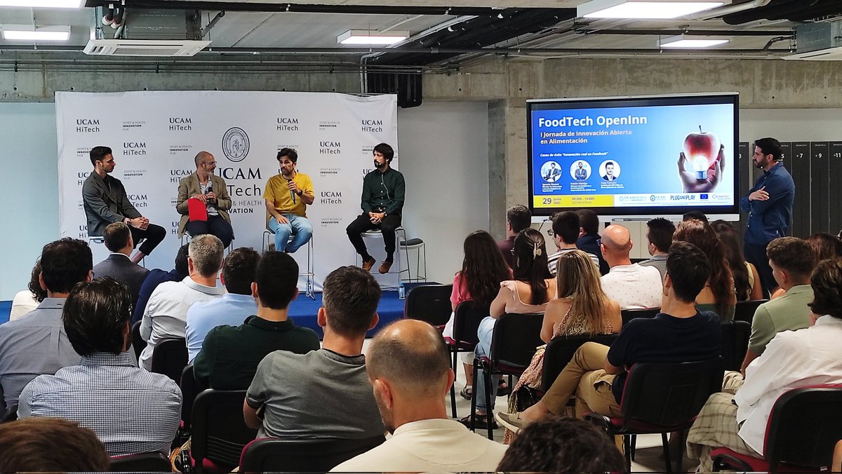 . <a href="/_diegoamores/">Diego Amores,</a> de <a href="/entomoai/">Entomo AgroIndustrial</a> convertido en improvisado ponente en la mesa de innovación de Foodtech #OpenINN