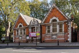 📚 Sydenham Library is getting ready for an exciting new chapter!

📚 We are working with our charity partners at V22 to make some improvements to our beautiful library. There will be a brief closure from this week until the end of July. 

Read more here: ow.ly/ymG250P07lp