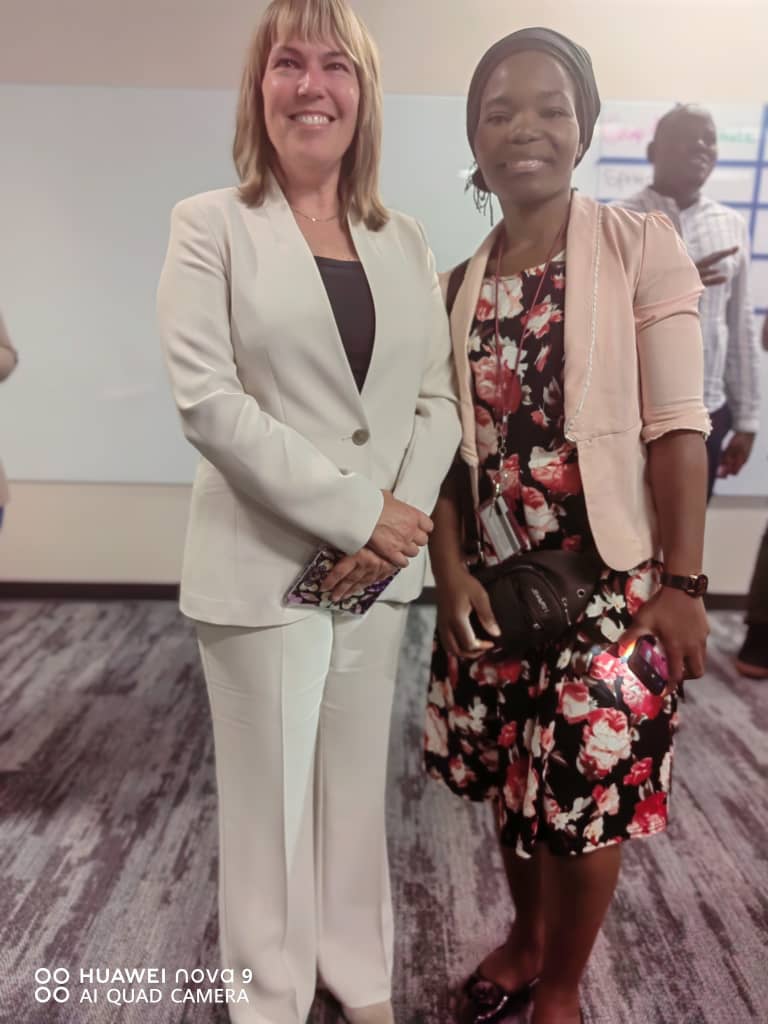 Yveline MBA'MI NSIFA (@mbansifa) on Twitter photo With the Maricopa County Manager, After a very interesting and edifying session on her experience about Public Management.
<a href="/USEmbYaounde/">U.S. Embassy Yaounde</a>
#YALICamer2023
<a href="/WashFellowship/">MandelaWshFellowship</a> With the Maricopa County Manager, After a very interesting and edifying session on her experience about Public Management.
<a href="/USEmbYaounde/">U.S. Embassy Yaounde</a>
#YALICamer2023
<a href="/WashFellowship/">MandelaWshFellowship</a>