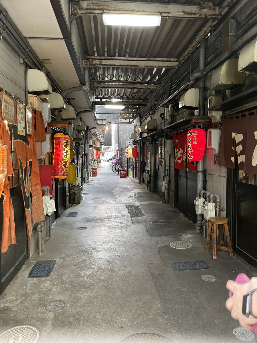 kao4718's tweet photo. 静岡おでんを満喫してます。
初めての静岡おでんは最の高で、お店の雰囲気も何もかもが魅力的です https://t.co/Cb55CuVBfl