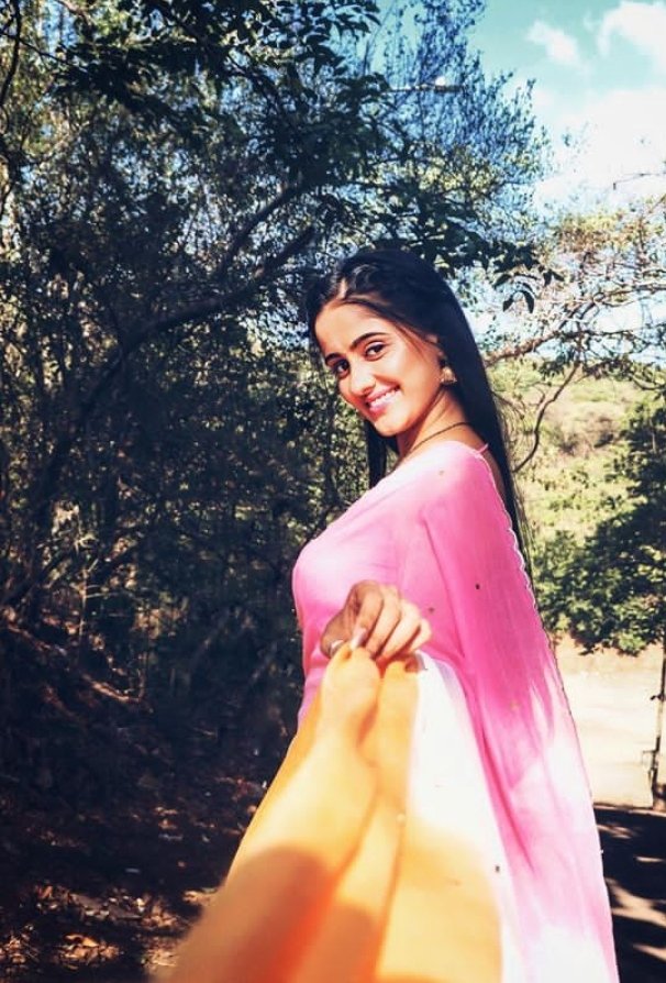 Her in saree 🥹❤️🔥

#AyeshaSingh #AyeshaAdmirers #AyeshaSinghBdayMonth #Ayeshians #AyeshaAdmirers