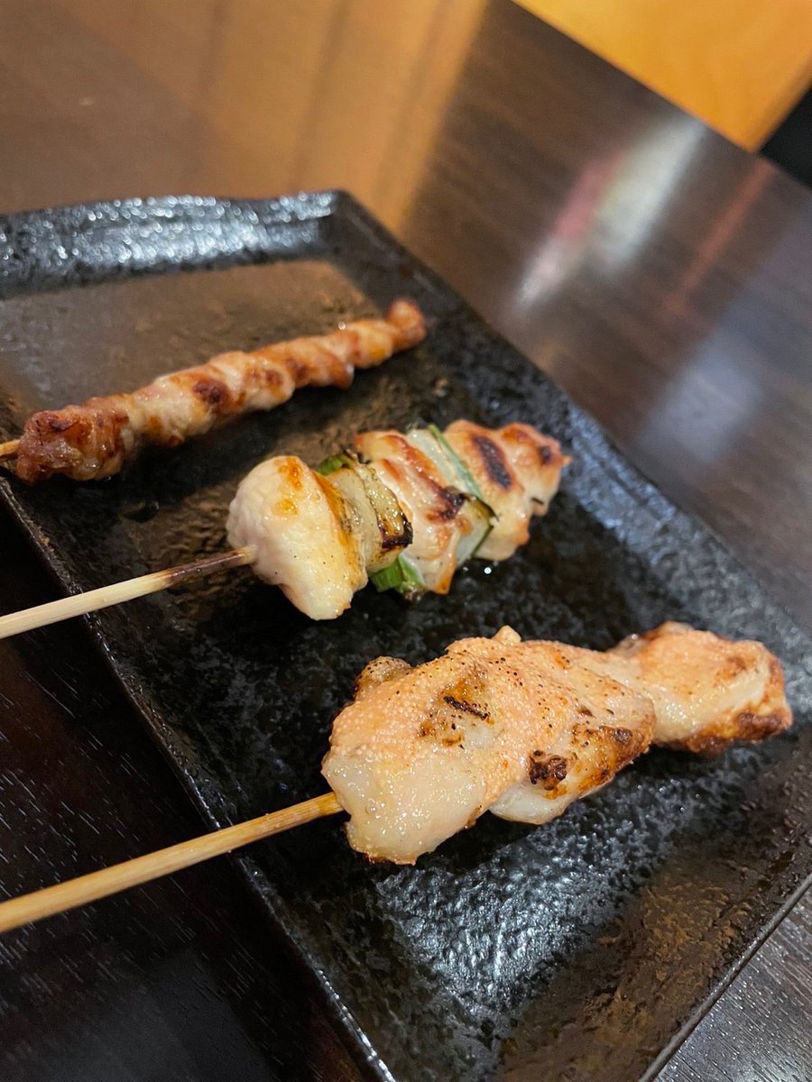 onebeens_CL's tweet photo. 【🫧協賛紹介⑧🫧】

焼き鳥壱歩 様

泉北高速鉄道「深井駅」の近くに位置するこちらのお店では、ここでしか味わえない創作焼き鳥や一品料理をいただくことができます！
わんび部員も働かせていただいているので、おもてなししてもらえるかも？？

#ONEBEENS_SL23
#涙 https://t.co/uU0uw1KSSk