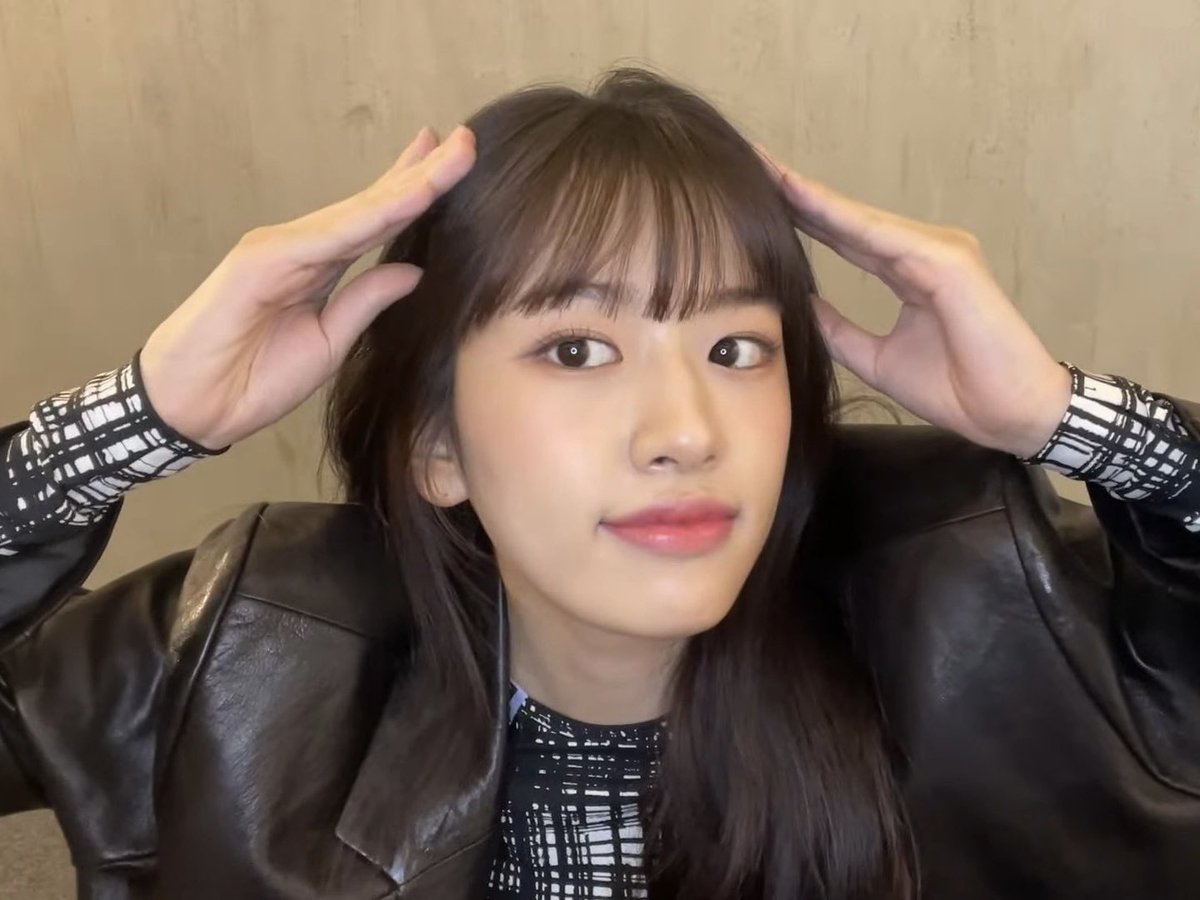 yujinluvrr's tweet photo. thread of @yujinluvrr's fansupport for #ThePromQueensinSG https://t.co/nKg5iljail
