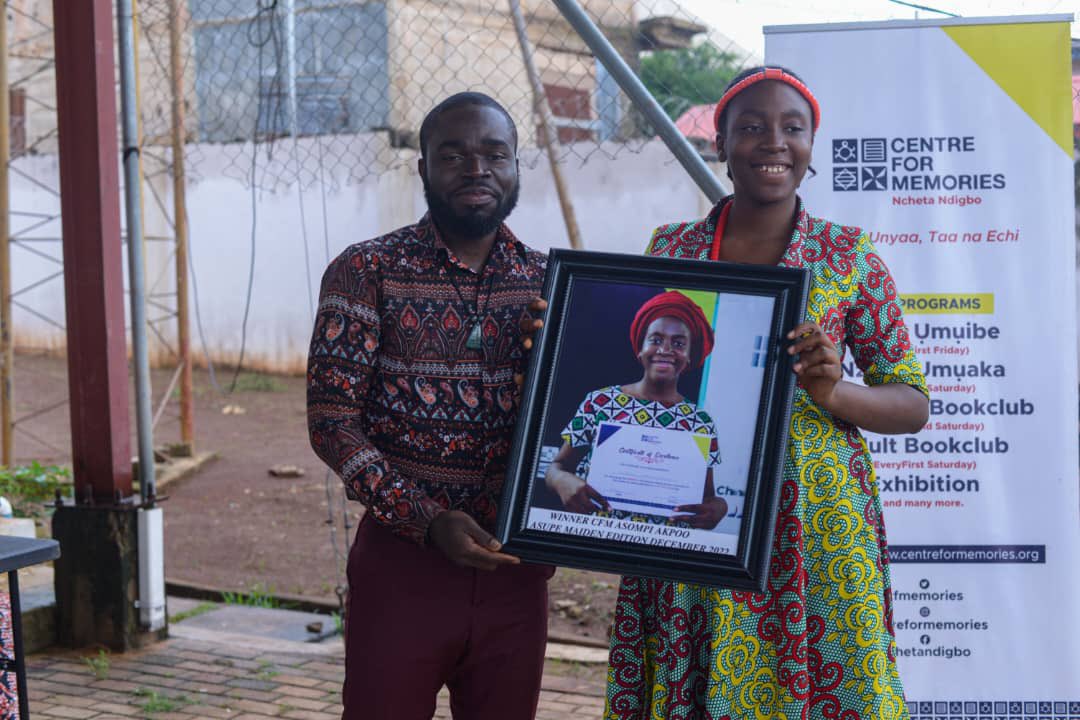 cfmemories's tweet photo. Yesterday, we held a Prize Giving ceremony at Roseville School, Enugu, for one of our winners at the Young and Engaged Speaker Series.

Kamsiyọchukwu Nnamani had emerged winner of the Akpọọ Asupee category of the competition held in December 2022 and it was fulfilling for her https://t.co/eO8ZLkeJxJ