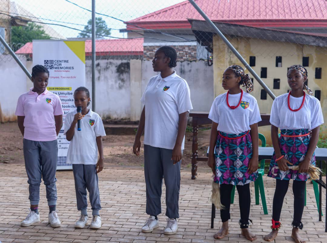Yesterday, we held a Prize Giving ceremony at Roseville School, Enugu, for one of our winners at the Young and Engaged Speaker Series.

Kamsiyọchukwu Nnamani had emerged winner of the Akpọọ Asupee category of the competition held in December 2022 and it was fulfilling for her
