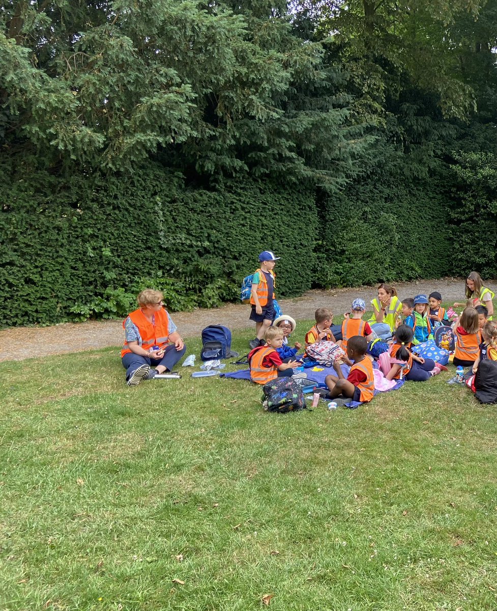 BSNJSV's tweet photo. Lunchtime for #JSVF2 https://t.co/ABPsh48FJj