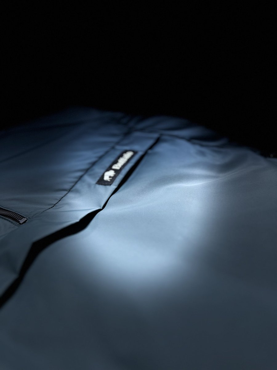 buffalosystems's tweet image. Our Sheffield team has been busy putting the finishing touches to a new release product later this summer. Watch this space for more info. New fabrics, new colour and available in Men’s + Women’s styles 🙌

⁦@buffalosystems⁩ ⁦@_Pertex⁩

#madeinsheffield #madeintheuk