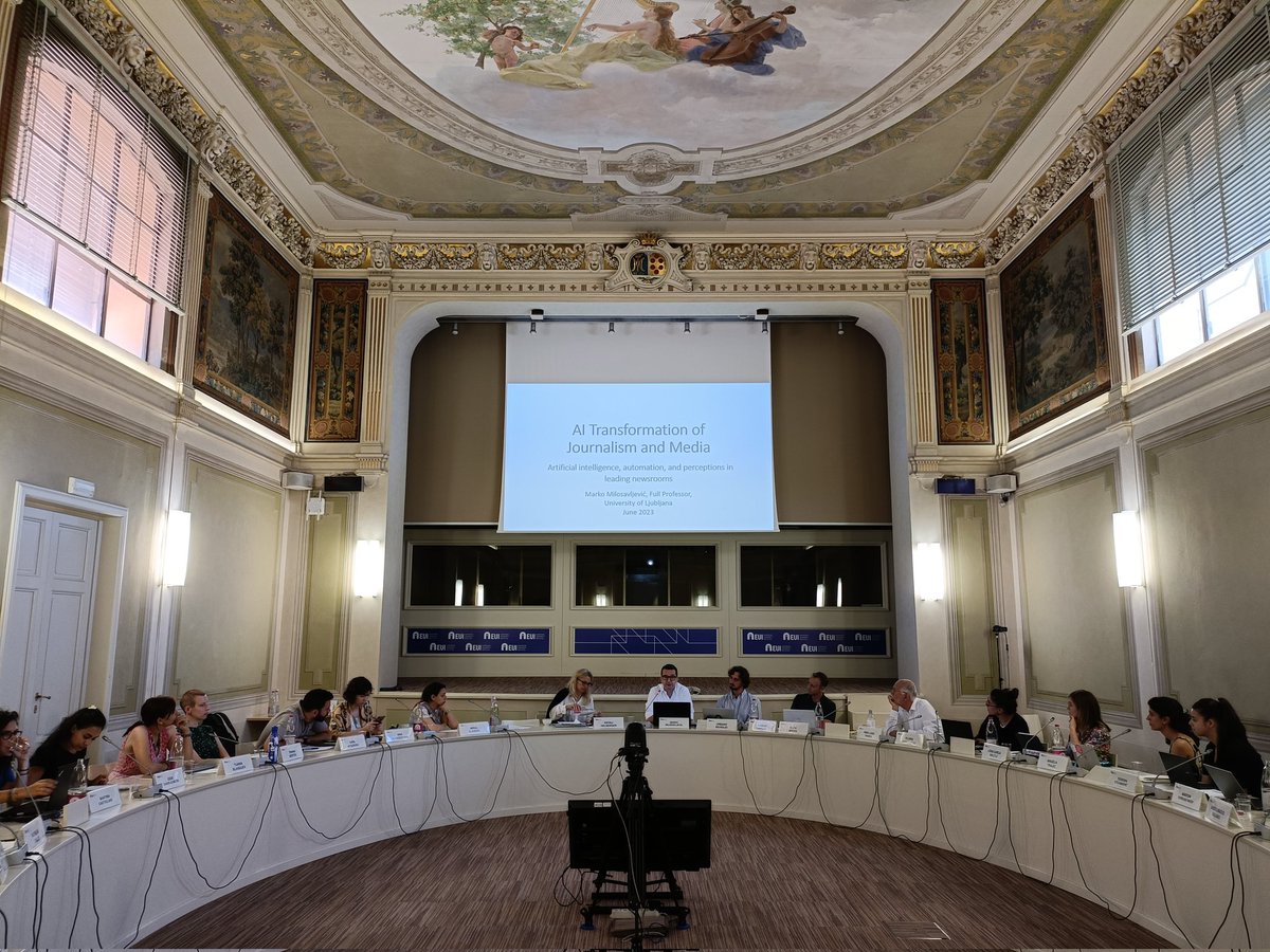 EUI_CMPF's tweet photo. Our discussion on #AI and journalism continues with Prof Marko Milosavljevic!
⚠️ What will happen to jobs? In the past, #tech development has mainly impacted the less specialised jobs, but this is now changing. How will journalists adapt?
#cmpf23 #JournoSchool https://t.co/DXi3akxVmE