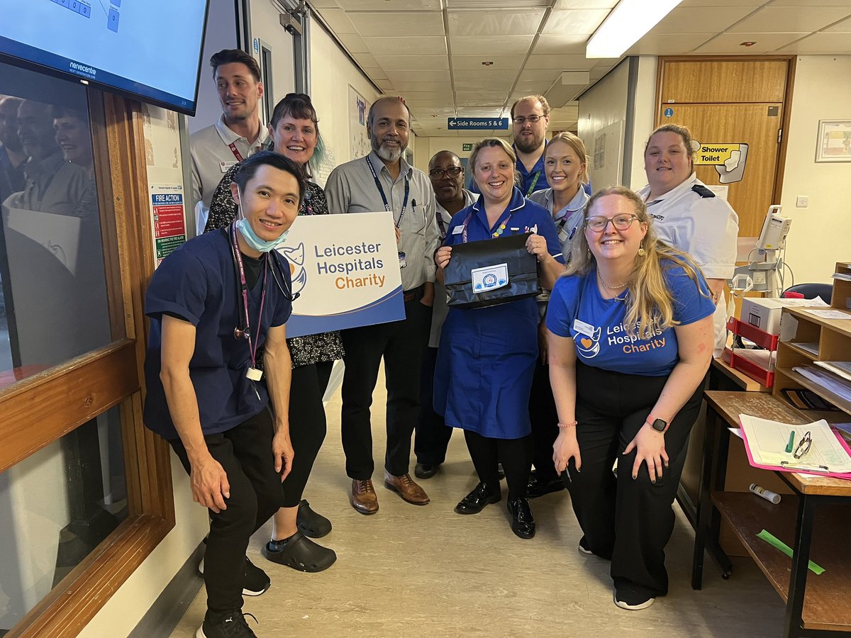 AcuteUhl's tweet photo. @DrFoxLHC thank you for the diamond fox goodie bag #75yearsofnhs https://t.co/WyAT8GISm2