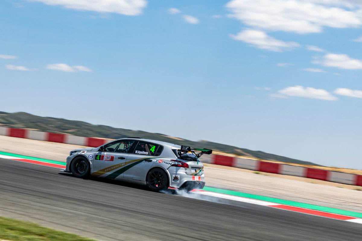 tcrspain's tweet photo. 🔥🔥 TCR CUP SPAIN 🔥🔥

Los pilotos de la #TCRCup nos deleitaron con brillantes luchas con múltiples cambios de posición ⚔️

Destacaron Erik Zabala y Marco Aguilera, ganadores 🥇 de las dos carreras en el @CircuitoNavarra, con una intensa batalla por la victoria 🏆

#TCRSpain https://t.co/ZtYlEB3IFB