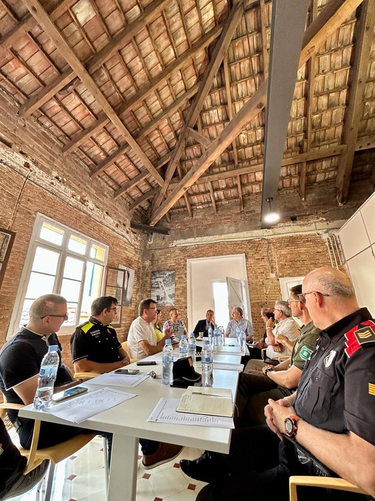 Blancafort_inf's tweet photo. @AeriMontserrat Gràcies per acollir aquest mes de juny la reunió del #SistemaDeMontserrat , magnifiques instal·lacions que fa més de 90 anys  pugen "volant" als visitants i pelegrins a #Montserrat https://t.co/MLHOJZ4SU9