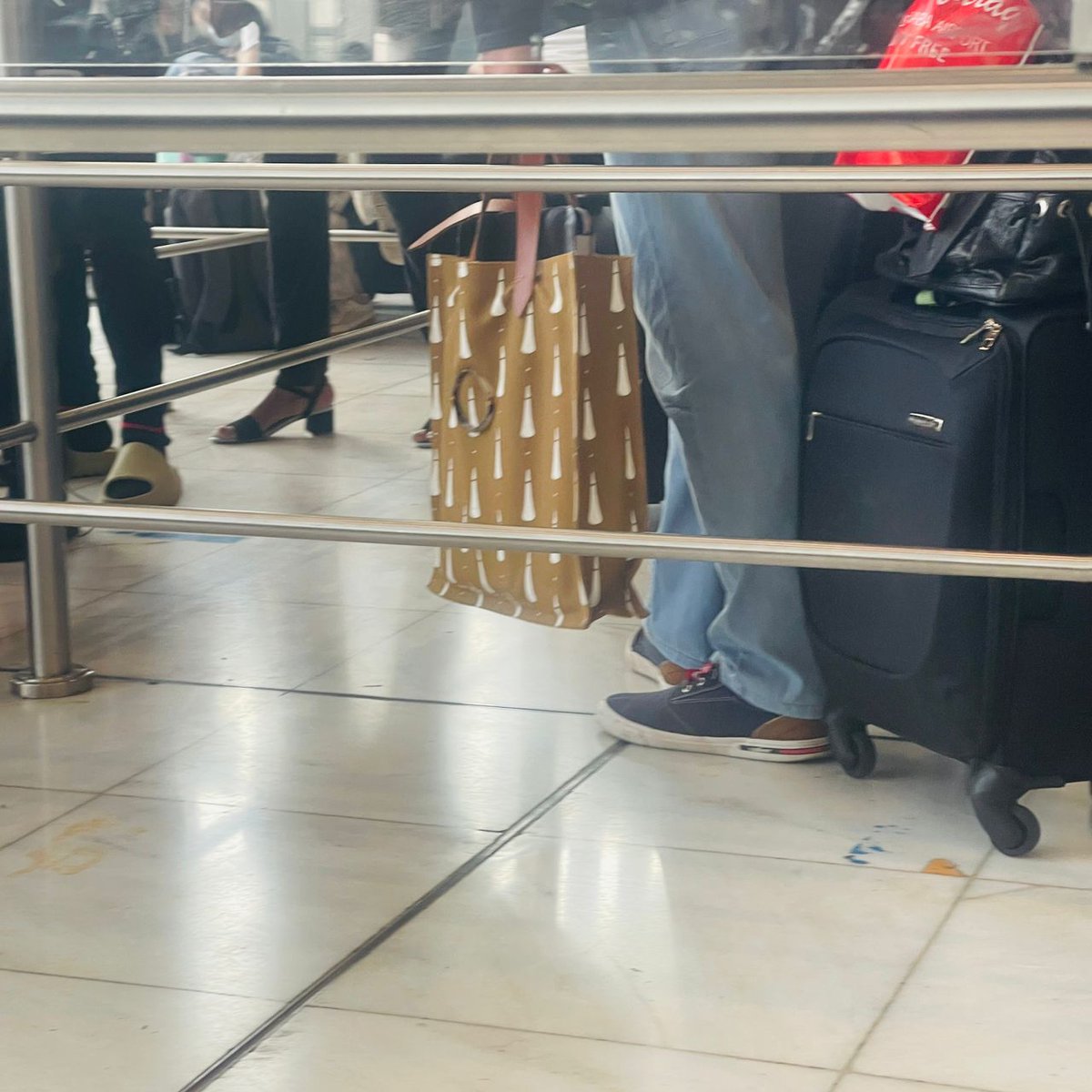 Can you Spot #Chjaa apparel in the Picture? Guess the Location? #internationalbrand #fashiondesign #farbricprinting