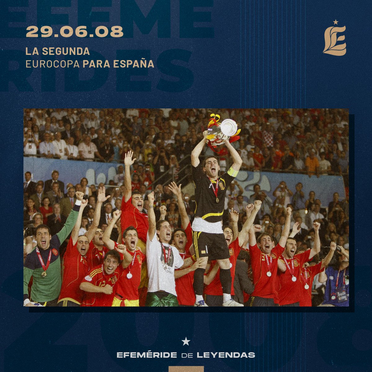 🔙🏆 En 2️⃣0️⃣0️⃣8️⃣, HOY HACE 15 años, la @SEFutbol arrancaba en Viena la época más brillante de su historia con la conquista de su segunda Eurocopa, el primer título en 44 años. #SomosEspaña 🇪🇸