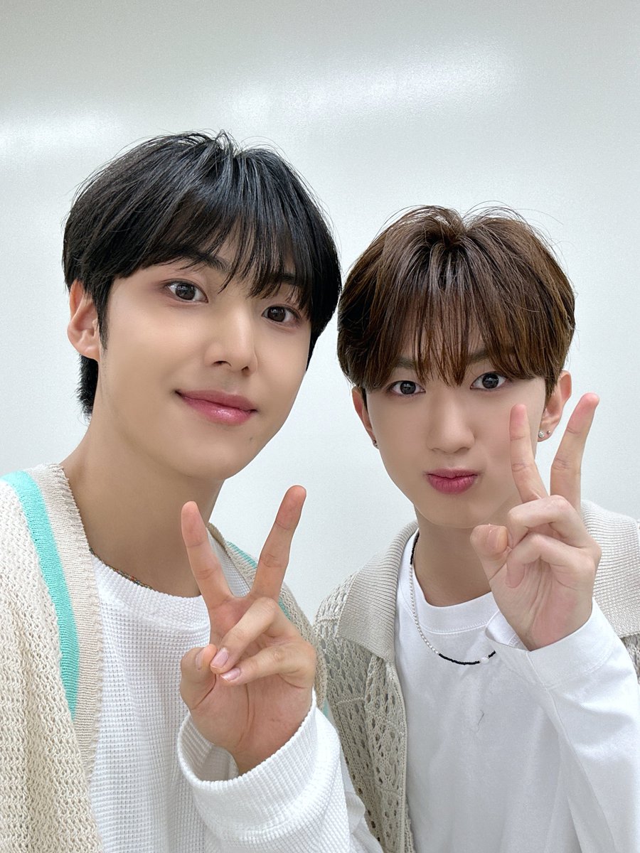 YOUNITE_twt's tweet image. 좋은 기운 가득한 하루 되기를🙏 HBD 경문아!

#은상 #EUNSANG