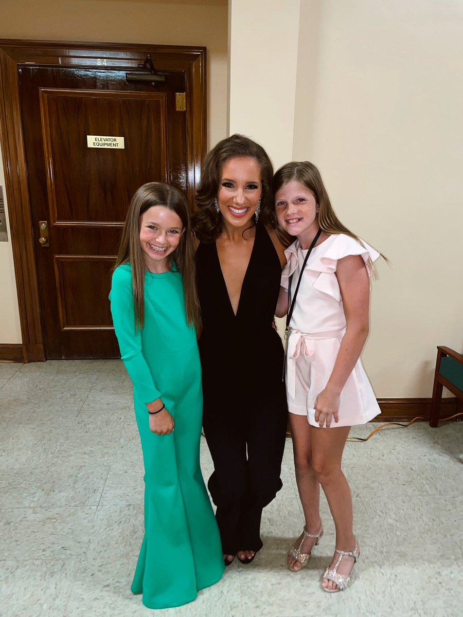 Hannah Adams tweet media