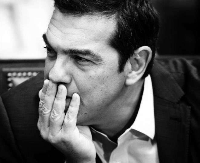 Ο πιο έντιμος,ο πιο καθαρός πολιτικός στην Ελλάδα εδώ και πολλά χρόνια. Μείναμε πια μόνοι μας..Τιποτα δεν θα είναι το ίδιο από δω και πέρα.