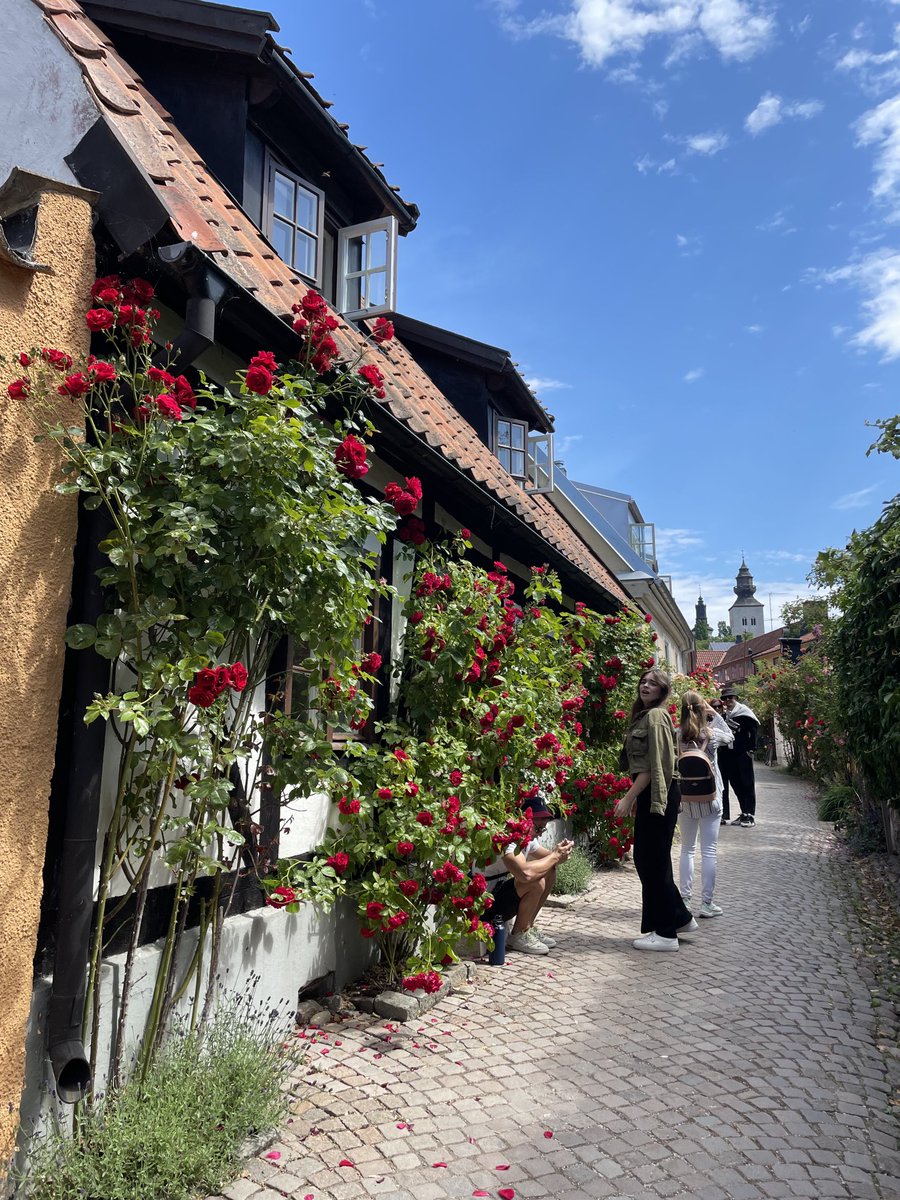 Dags för rundabordssamtal - Hur får vi energi i omställningen? Samtal i #Almedalen2023 #LKAB - vi är team #Pajala ⁦<a href="/CeciliaWallmark/">Cecilia Wallmark</a>⁩