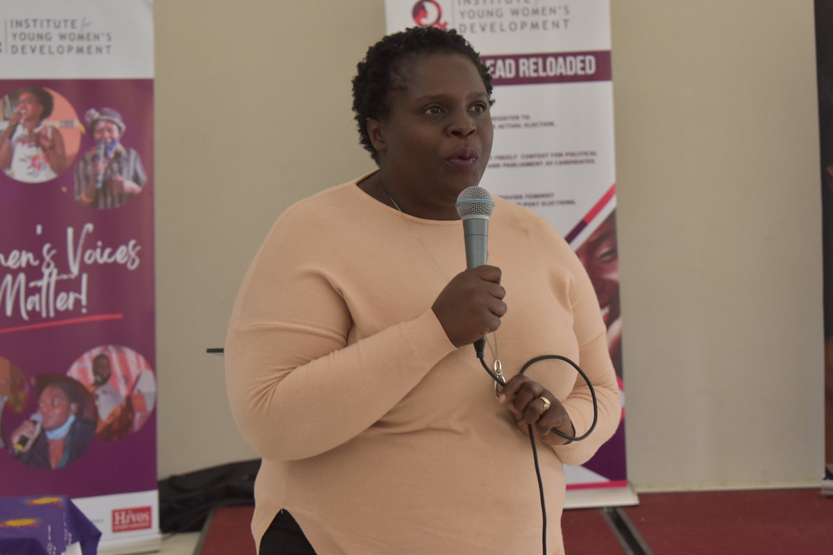 YoungWomenInst's tweet photo. Merjury Mhlanga - Programs Coordinator, Alliance for Community Based Organisations (ACBOs) presenting the Key Asks while probing aspiring young women and women's understanding of community expectations when they are elected into office.
@glanyline @NEDemocracy @AllianceofCBOs https://t.co/t4SJBPUm9L