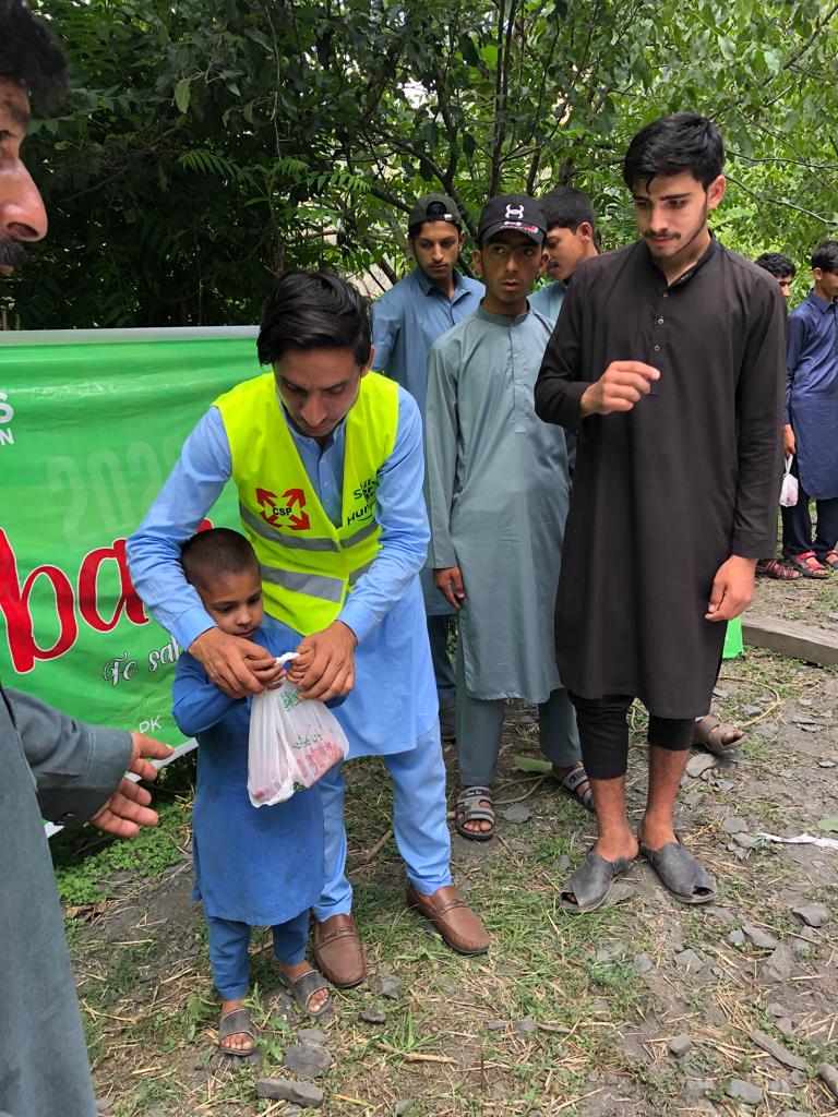 MSfoundationPK's tweet photo. Qurbani in Kashmir in Salkhala Village, Neelum Valley, AJK with a #MillionSmiles ...!

The Qurbani in Salkhala for 100s of families supported with your contributions.

Thank you for your love, support and prayers for our brothers & sisters. You ALL have been a reason of spreading "Smiles for Humanity" in Neelum Valley.

 #QurbaniwithMSF #SmilesforHumanity #MillionSmilesFoundation #NeelumValley