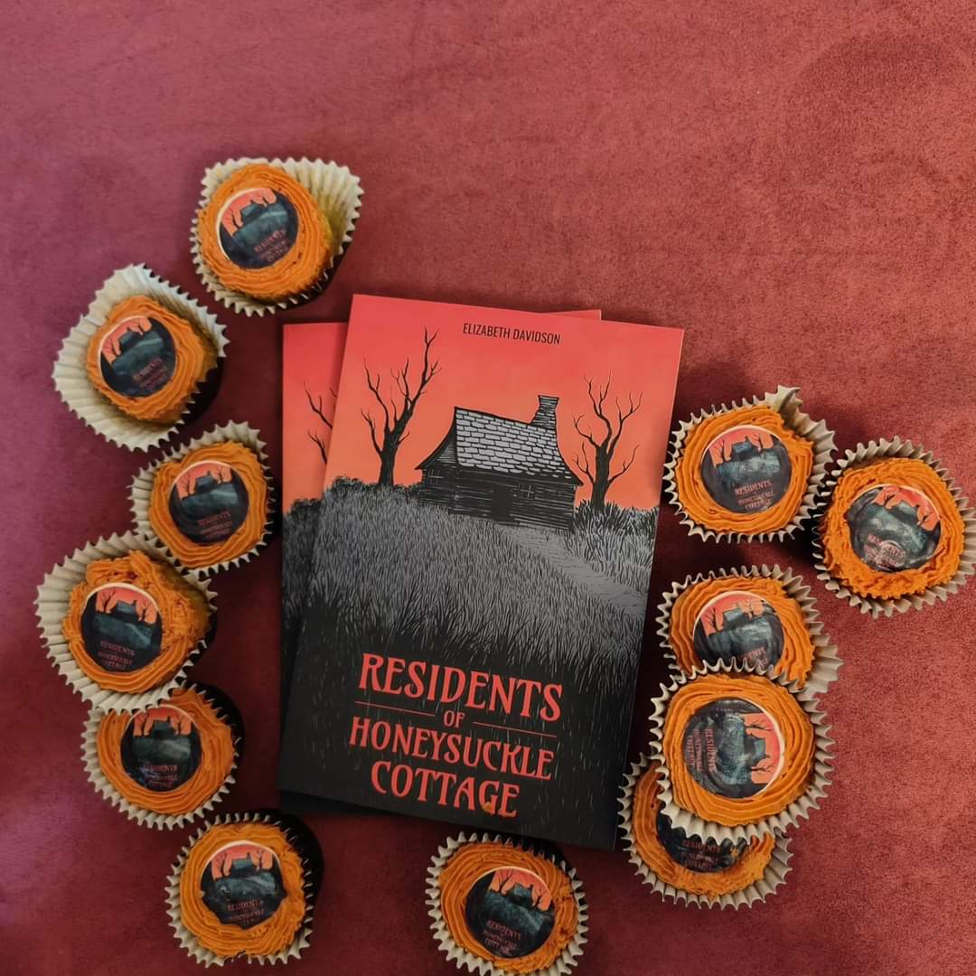 My book's on sale, let there be cake!

#BookTwitter #books #horror #folkhorror #Novel #residentsofhoneysucklecottage