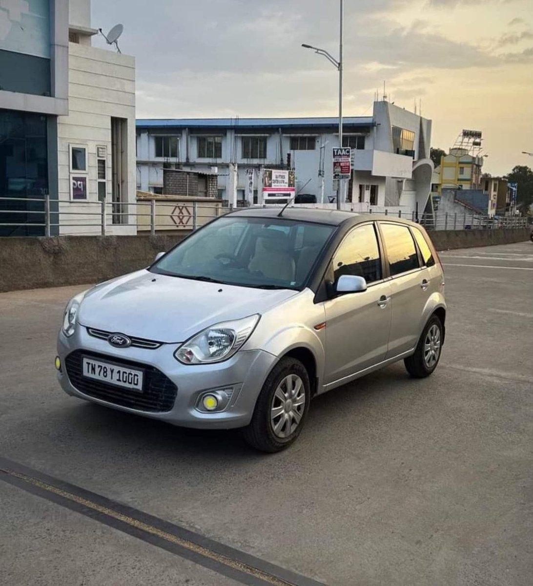FordLovers3's tweet photo. Lovely Early Morning #FordFigo #FordMoments by Sulthan, this #ThrowbackThursday. #LoveFord โค๏ธ๐
#FordLoversFamily #FordLovers #FordHameshaHamareDilMain #Ford #AlagSiFamilyWaliFeeling @FordIndia #FordIndia #FordLoversTamilNadu #FordLoversFamilyTamilNadu @FordIndiaHelp https://t.co/GPZIxQXtZH