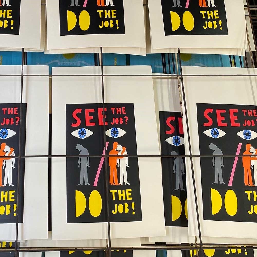 The deadline for International Original Print Exhibition is nearly here!
The 2023 selection panel is led by artist <a href="/RobRyan_Art/">Rob Ryan</a> and we are super excited to see what work he'll be championing from the submissions. 
re-printmakers.com/competitions/d…

sponsor <a href="/jacksons_art/">Jackson's Art</a> 
Image: Rob Ryan