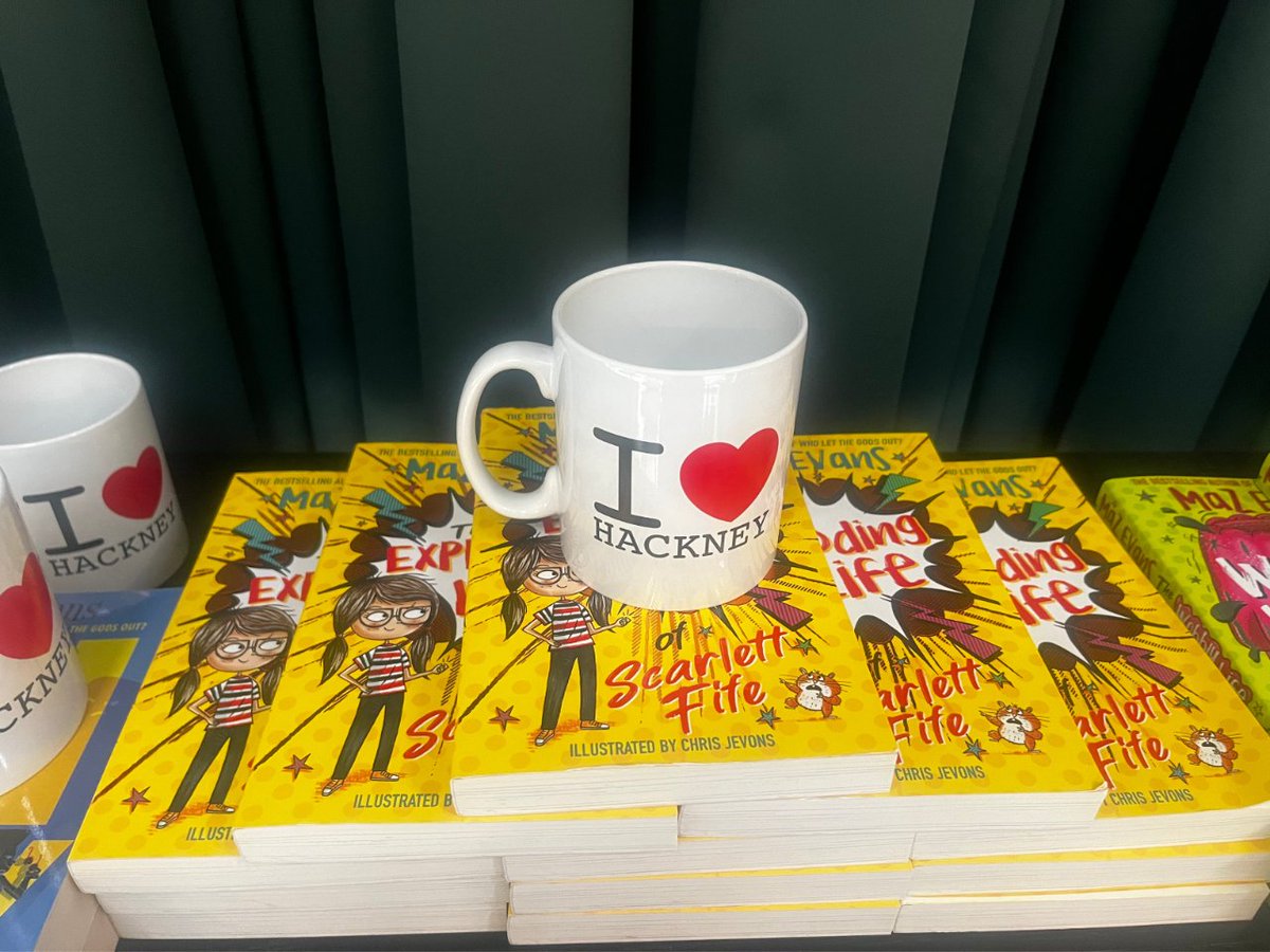 🎉 Congratulations to all our amazing ECTs!

🌟 Your hard work and innovation are shaping the future of education

🙌 A BIG thank you to everyone who joined us in celebrating their achievements last night including the wonderful @MaryAliceEvans

#HackneyECTs #EducationMatters