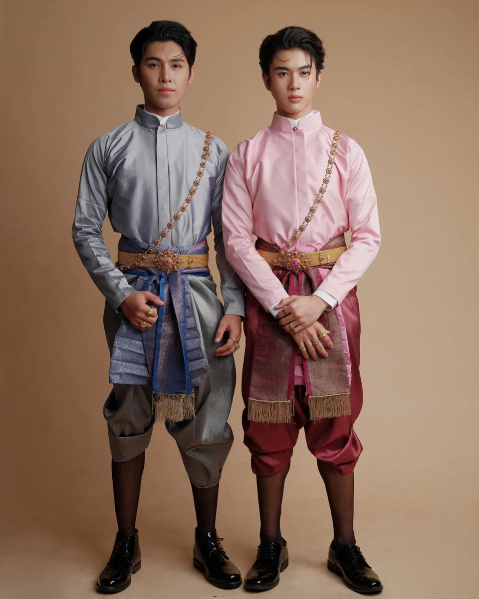 4THDollar_O_TH's tweet photo. IG UPDATE  :  sareekanchai_collection 
[29.06.2023]

• Two Tone •
 
#FourthDollar 
#fourthphatcha #dollar_patchara https://t.co/c7ehaP9zJb