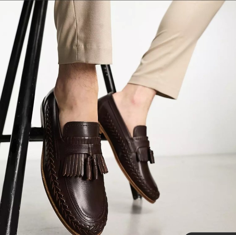 KiKiStore6's tweet photo. Magnifique paire de mocassins en véritable cuir

Disponible sur commande au 699252006
Délai de livraison 2 semaines
Douala-Cameroun

Possibilité de payer en 2 tranches https://t.co/D24cFXX6rv