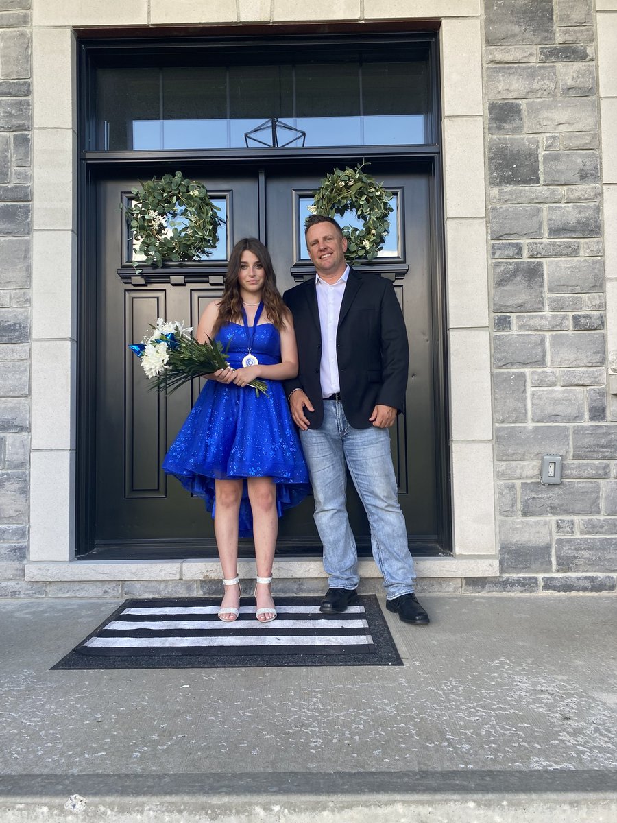 Scott Thompson tweet media