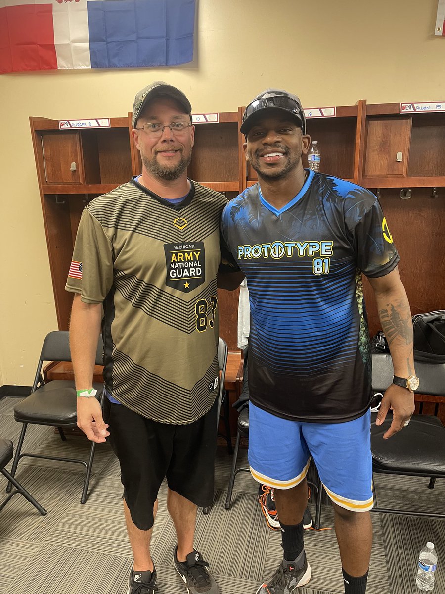 Stillyry's tweet image. 