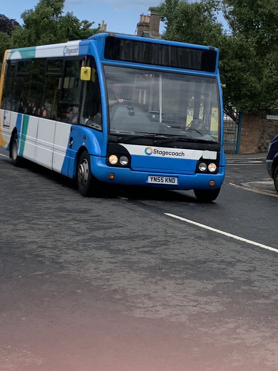 BusFanIvan's tweet photo. A classic coach travelling through the ferry. https://t.co/1hUQHQbZwH