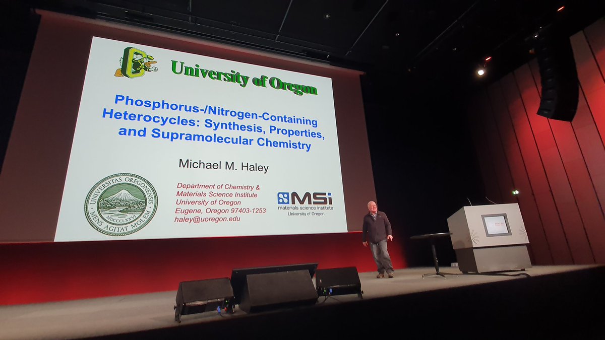 We have now Michael Haley @UOHaleyLab who co-chaired the wonderful ISMSC 2022 meeting in Oregon here in Reykjavik for #ISMSC2023 to present his latest supramolecular adventures.