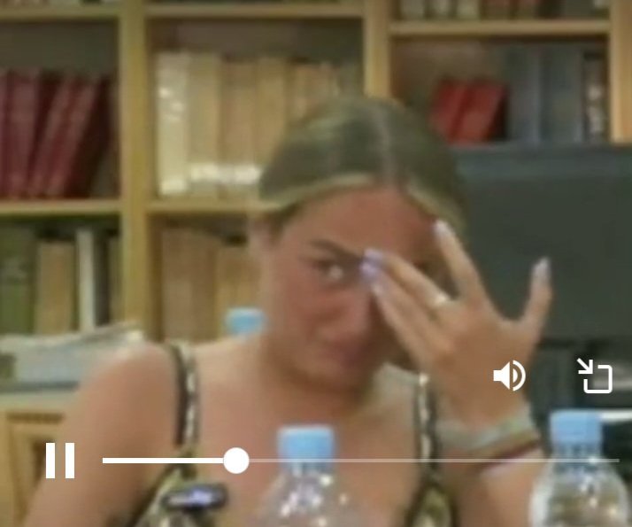 Lucaagostini222's tweet photo. Esta foto demuestra quién es realmente Rocío Flores

La obra maestra de su padre.

La aprendiz hace ya tiempo q superó al maestro

Cinismo y maldad en estado puro

Y aún quedan 4  indigentes mentales q no entienden por qué Rocío no se acerca a su hija
#APOYOROCIO29J
#Audiencias https://t.co/SUL6XUsEe4